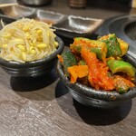 らっぱ屋 - もやしナムルとオイキムチ