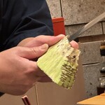 すしやのたい悟 - わさびを、かつらむきする！