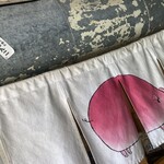 焼豚らーめん じゅんこ - 看板と暖簾