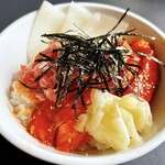 麺屋　たか - マグロ、イカ、サーモン！サーモンの味付けが最高でした