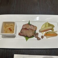 菜香新館 - クラゲ入り前菜三種