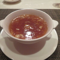 中国料理 陽明殿 - タラバ蟹入りふかひれスープ