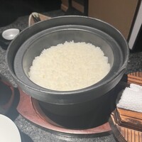 個室 和牛焼肉 吟 難波店 - 