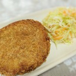 ハマケイ - 料理写真:鶏メンチカツ128円(税抜)