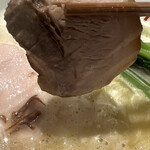 らぁめん鸞 - 豚肩ロースチャーシュー