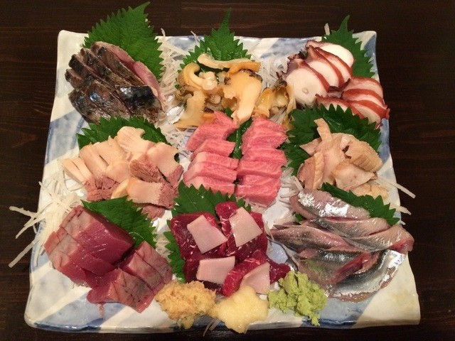 鳥厚 石巻 | 新鮮海鮮を使った焼き鳥居酒屋