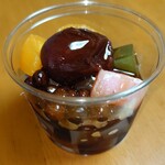 菓子舗 日影茶屋 - 日影あんみつ(蜜を掛けて)