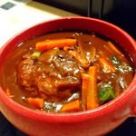 ビストロビュベール - 赤味噌煮込みハンバーグ