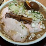 津軽煮干 ひらこ屋 - 煮干の加減と塩味の加減が絶妙なスープ