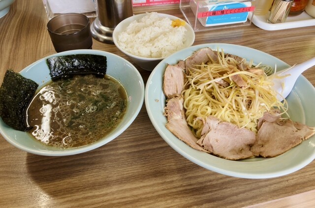 Ramen Shop Tsushima Honten photo 3