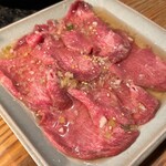 和牛一頭流 出汁タン塩 じゅう兵衛 - 