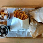 サフラーハンバーガー - 料理写真:注文の品　真上から