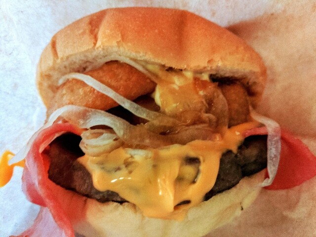 サフラーハンバーガー 江俣店 - 東金井（ハンバーガー）の写真