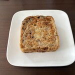 デ・トゥット・パンデュース エキマルシェ大阪店 - くるみ入りフレンチトースト