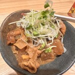 かぎしっぽ - モツ煮