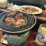 水よし - 料理写真:タンとハツ　酎ハイを添えて