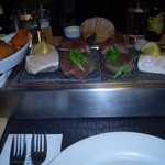 Dundee's Restaurant on the Waterfront - クロコダイル・エミュー・カンガルー