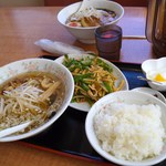 天香一 - 青椒肉絲セット+塩ラーメン（９８０円）2014/10/11