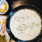 ニセコラーメン ポテラ - 料理写真:ポテトムースのニセコラーメン