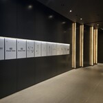 まとい 銀座 - ビルのエントランス