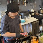 まるすい - 焼豚は直前に炙ってくれます。香ばしく美味い