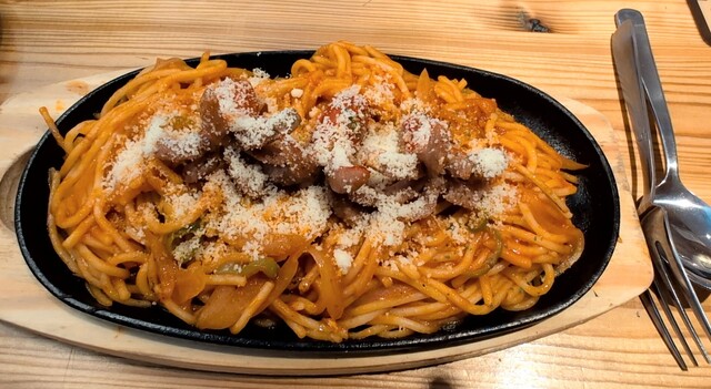 Kissa Ten Pinokio Arupaku Hiroshima Ten photo 2