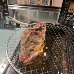 立食焼肉 一穂 - 
