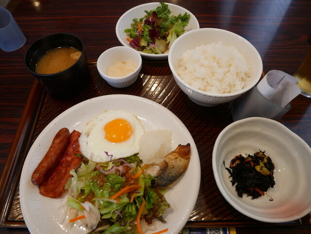 Gusto Higashihiroshima Saijo Inta- Ten