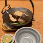 尾崎幸隆 - 松茸と鮪と海老しんじょうの蒸しもの