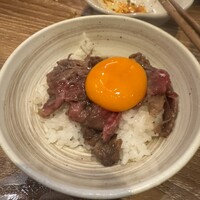 炭火焼肉ホルモン うしごろ 中目黒店 - 