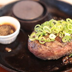 極味や - 料理写真:極味や炭火焼きハンバーグ。M。