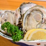 一二三 - 岩ガキ1個880円