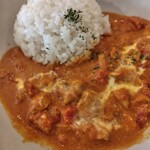 ニムカフェ - バターチキンカレーも甘い感じ
