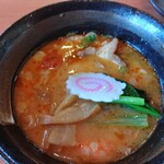 幸楽苑 - つけ汁に盛り付け