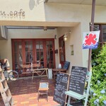 ニムカフェ - お店はこんな感じでオシャレです