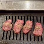 タン・シャリ・焼肉 たんたたん - 