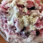 ニムカフェ - ミルクを追加しました、ヨーグルトっぽいかな〜美味しいです