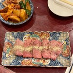 タン・シャリ・焼肉 たんたたん - 