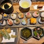 手鞠鮨と日本茶 宗田 - 見た目でテンション上がる！