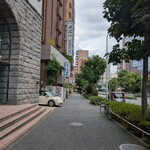 RAMEN MATSUI - 新宿御苑駅から歩く間に汗をかきます。