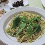カフェ あぷりこっと  - アボカドとバジルパスタ850円