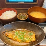しんぱち食堂 - 