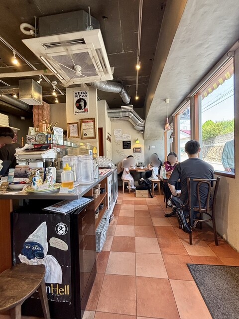 ラ ピッツェリア ノブ （LA PIZZERIA NOBU） - 山陽垂水/ピザ | 食べログ