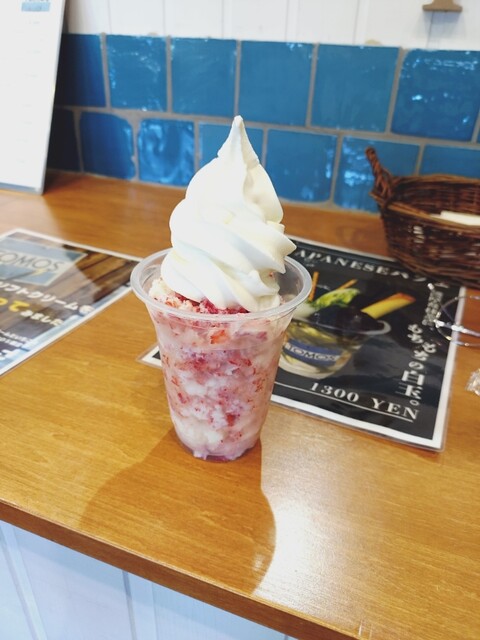 TOMOS - 銭函（ソフトクリーム）の写真