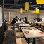 地酒ト魚ト肴 酒肆 魚や - 店内の様子。