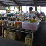 葉信嵩 - 葉さんのお店です。撮影お許しいただきました。