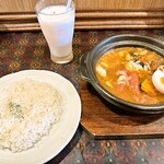 スープカリー ばぐばぐ - ベーコン＆ウィンナー チーズカリー