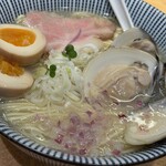 貝だし麺 きた田 - 蛤らぁ麺HAMAGURI RAMEN 味玉付き麺大盛り