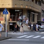 のんてぃ - 何気に人気なのか、結構な人数の方が並んでいる感じでした。でも、そんなに待たずに入れる印象です。