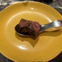 薪焼 銀座おのでら - 薪の香りを楽しむ一口:熊本県産赤牛